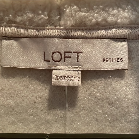 Loft Petite 1/4 zip ivory fleece pullover size XXSP - Picture 3 of 5